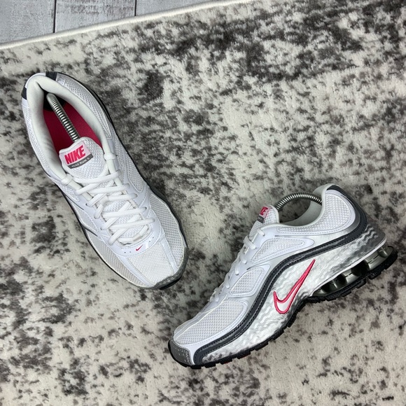 Nike Shoes - Nike Reax Run 5 women’s running shoes